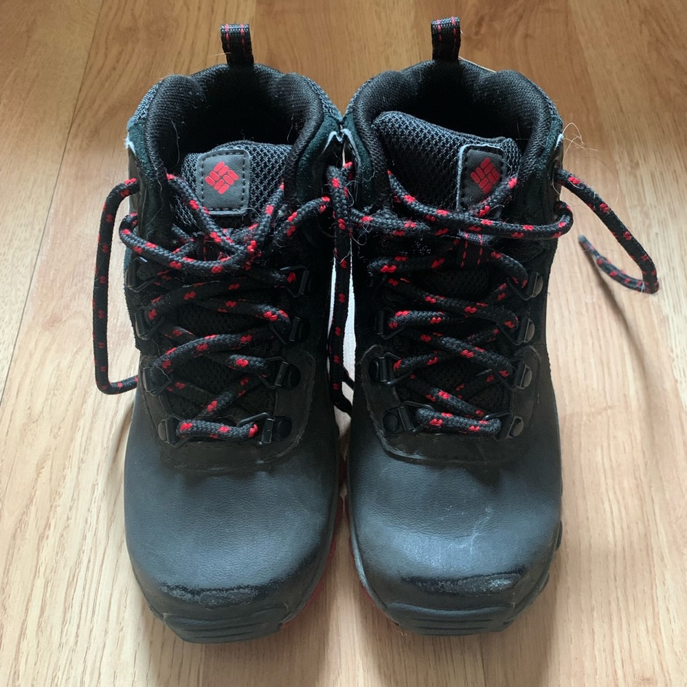 Boys Columbia Hiking Boot